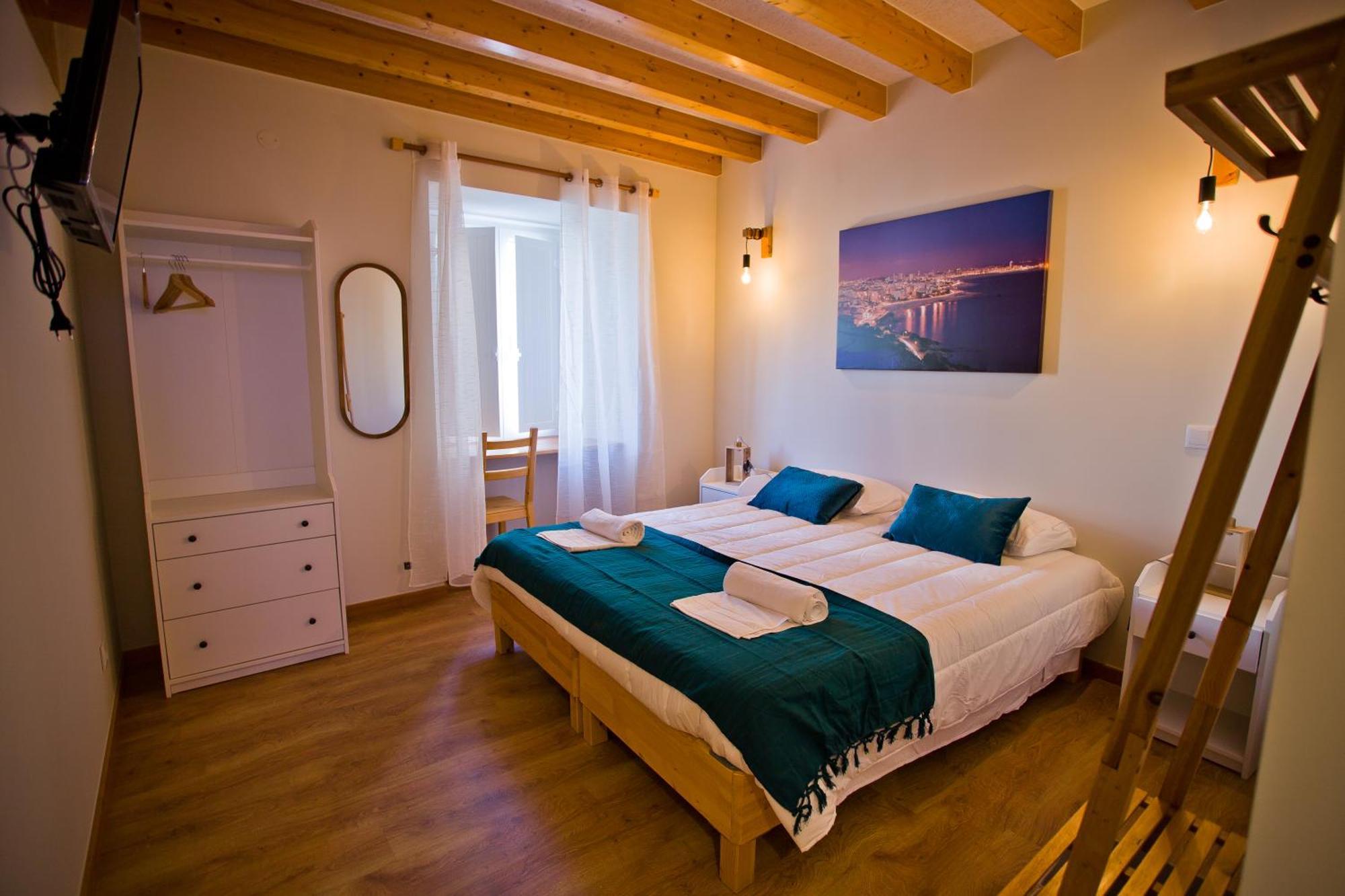 Guest House 10 De Agosto Фигейра-да-Фош Экстерьер фото